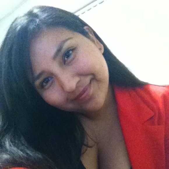 Meet your Posher, Rita - Picture 2 of 16